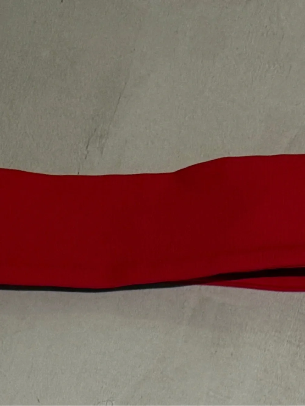 lululemon athletica Luxtreme Training Headband - RED (picture shows style only)